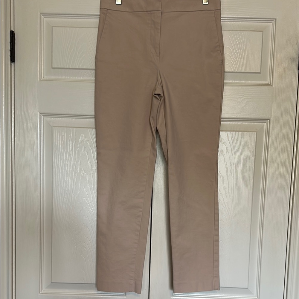 Ann Taylor The Ankle Midrise Cropped Pant size 2 - Picture 3 of 12